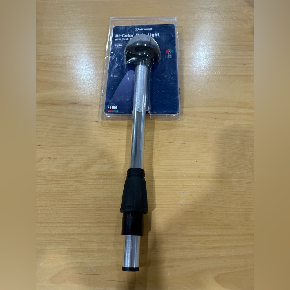 Attwood Pulsar Bi-Color Pole Light Task Light 3-Pin 10" #5095-10-7 New Sealed